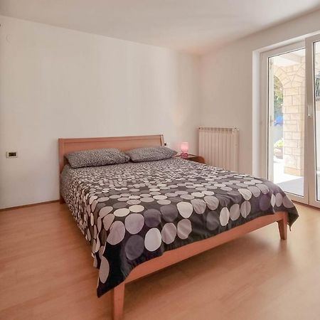 Ena Apartment Novigrad  Exterior photo