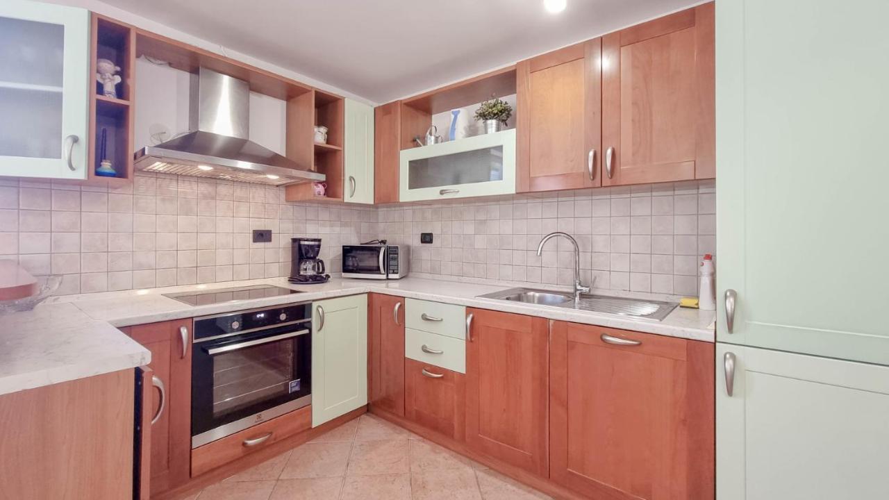 Ena Apartment Novigrad  Exterior photo