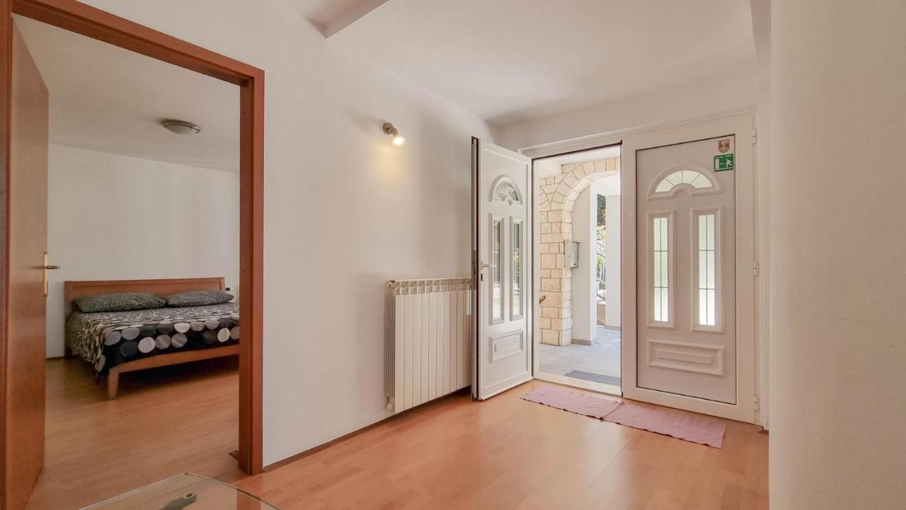 Ena Apartment Novigrad  Exterior photo