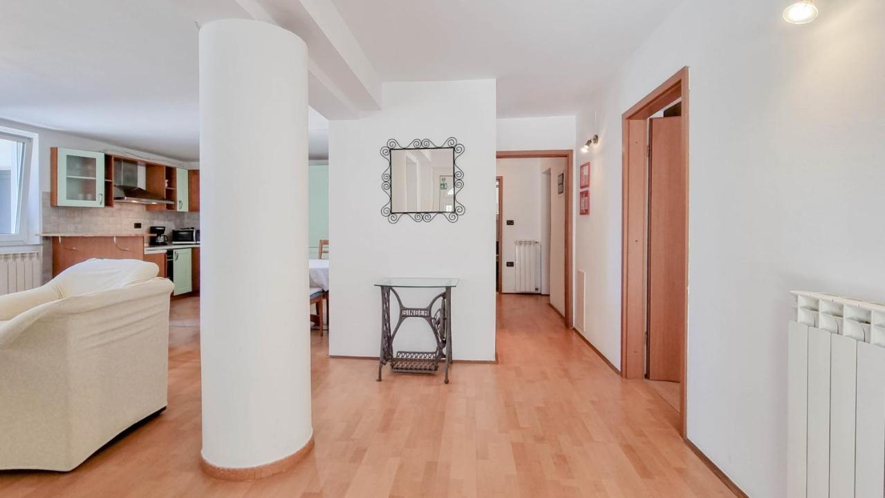 Ena Apartment Novigrad  Exterior photo