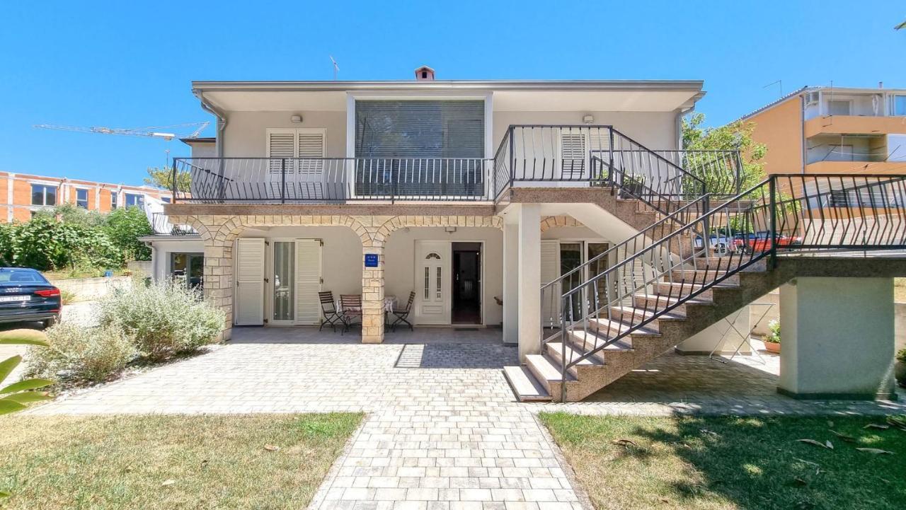 Ena Apartment Novigrad  Exterior photo